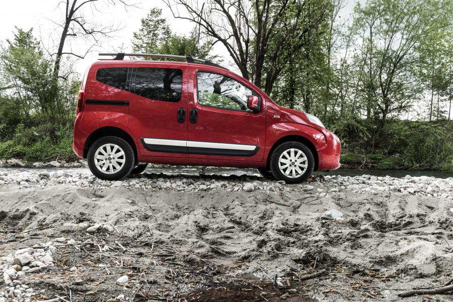  Fiat Qubo Trekking 2011 года  (фото 11 из 11)